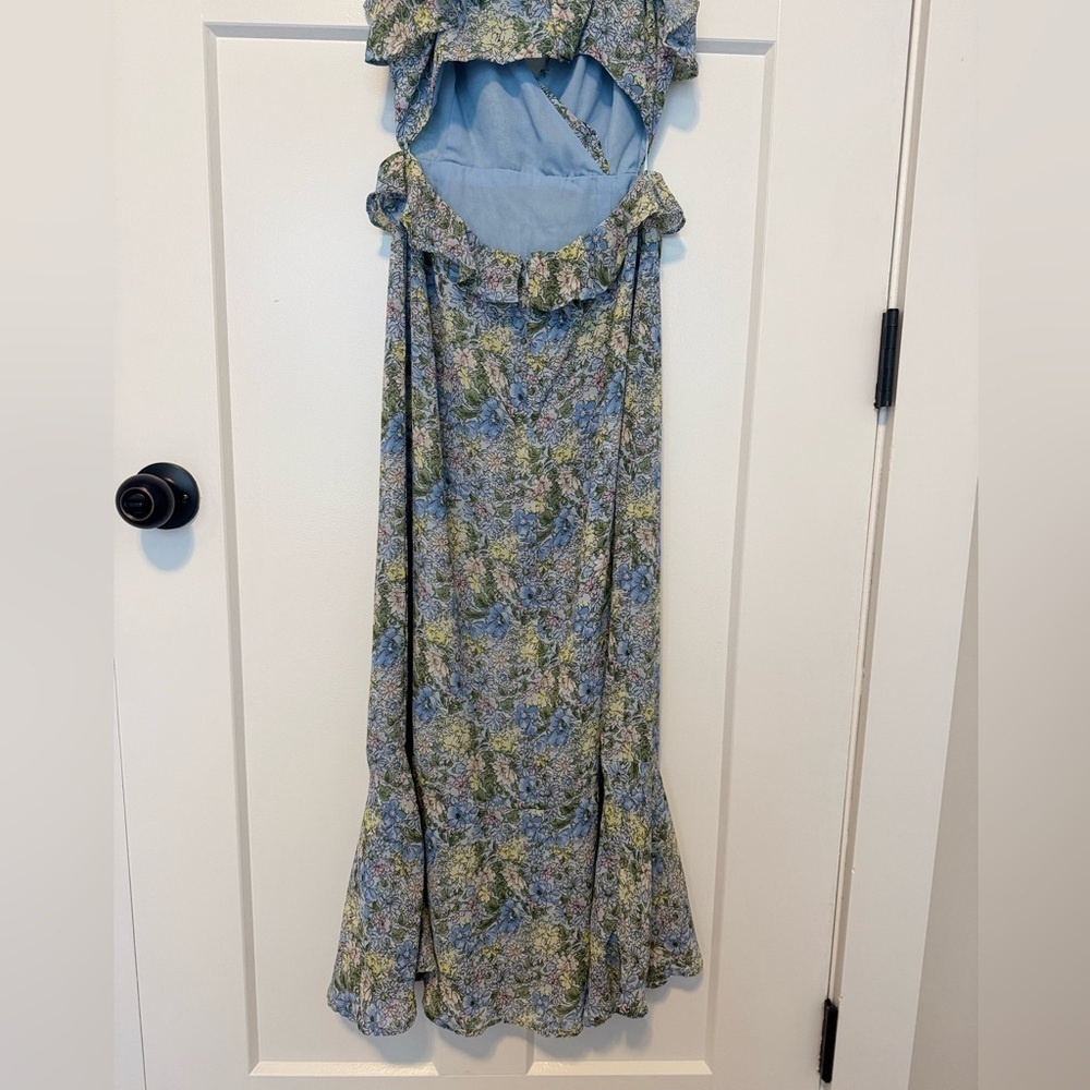 ASTR wildflower ruffle dress - Picture 9 of 11
